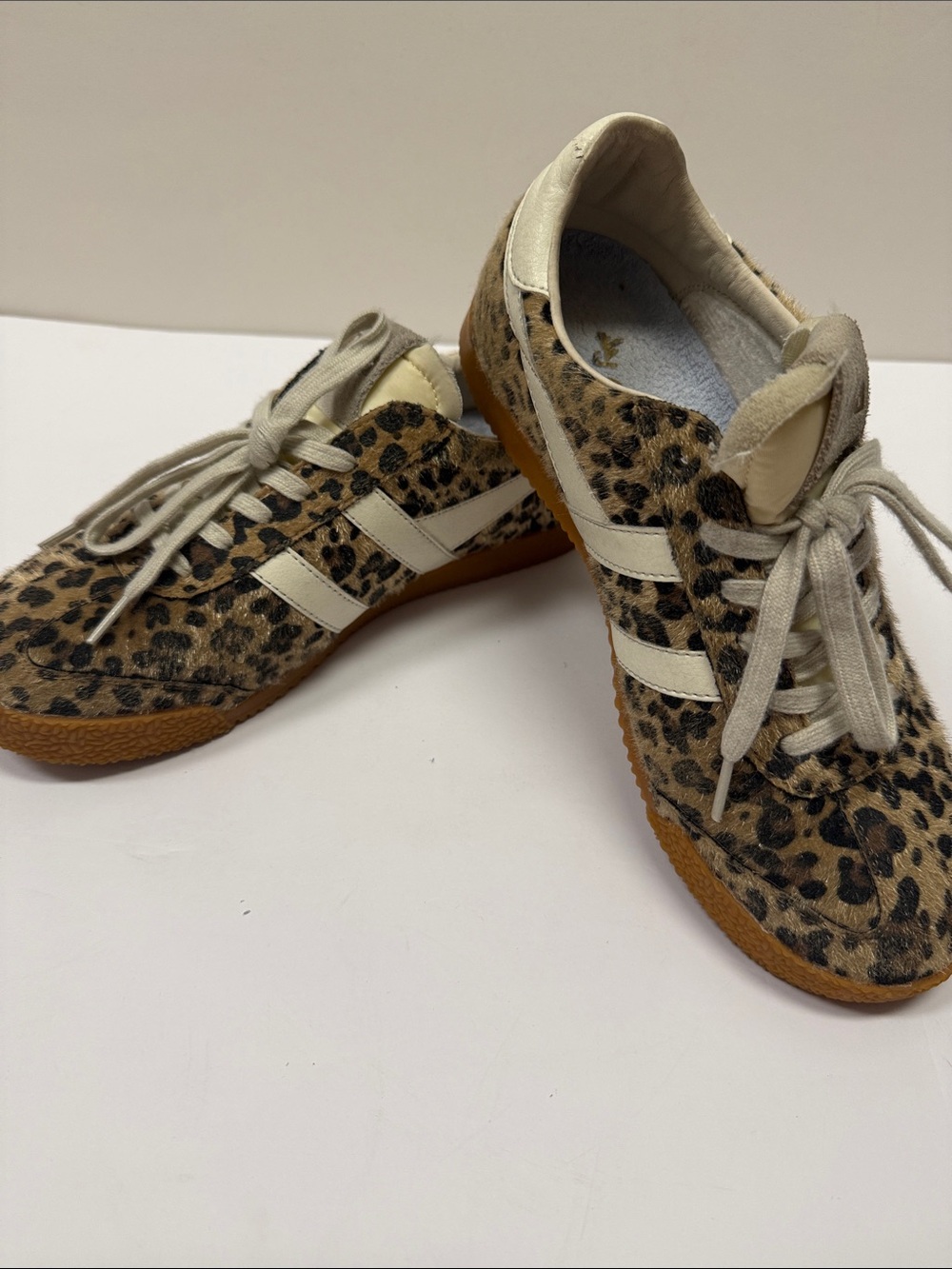 Gola Elan Tropic Sneakers, Size 8.5